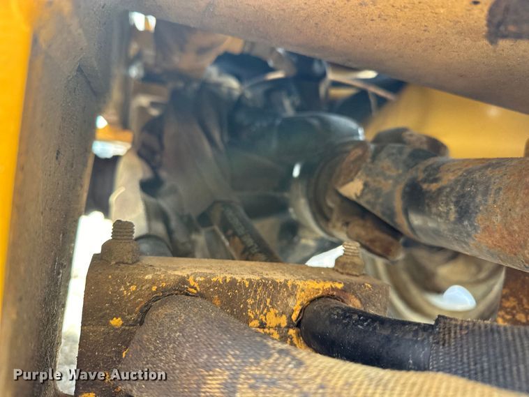 image for item EG1482 1999 Vermeer  LM42 cable plow