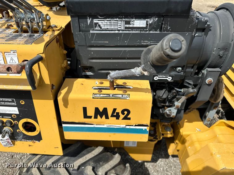 image for item EG1482 1999 Vermeer  LM42 cable plow