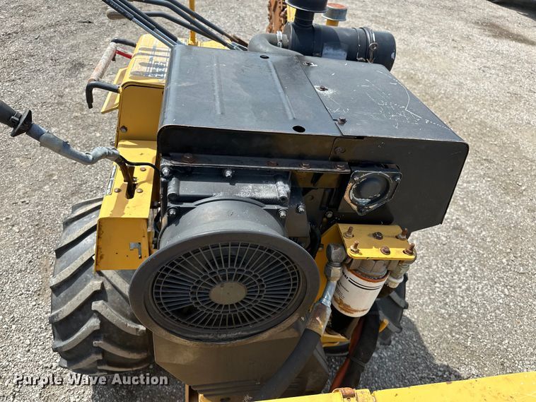 image for item EG1482 1999 Vermeer  LM42 cable plow