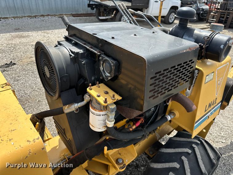 image for item EG1482 1999 Vermeer  LM42 cable plow