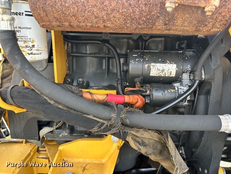 image for item EG1482 1999 Vermeer  LM42 cable plow