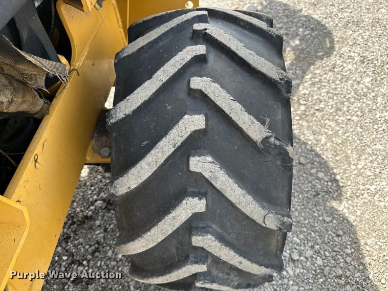 image for item EG1482 1999 Vermeer  LM42 cable plow