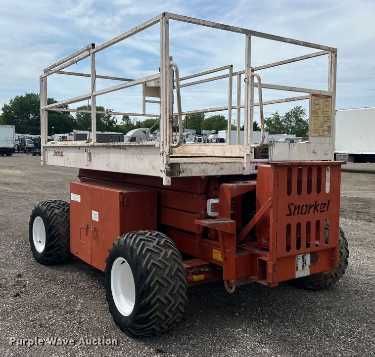 image for item EG1495 1997 Snorkel SRH-2584HD scissor lift