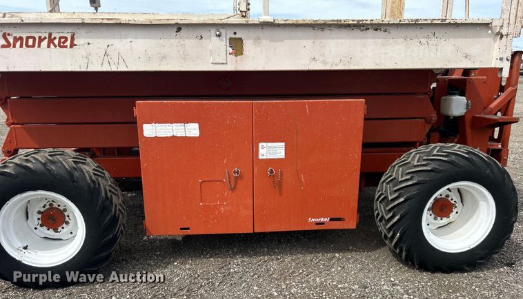 image for item EG1495 1997 Snorkel SRH-2584HD scissor lift