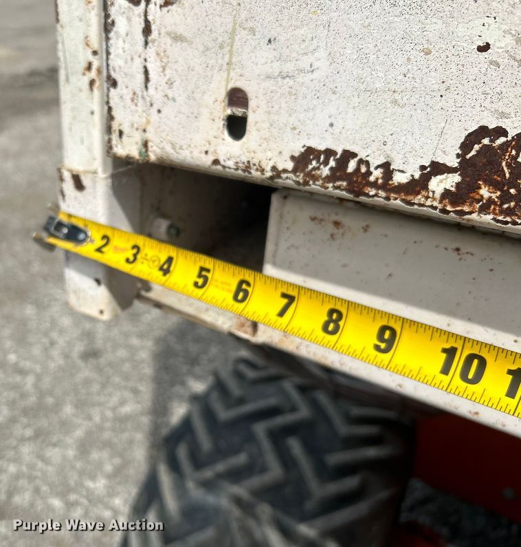 image for item EG1495 1997 Snorkel SRH-2584HD scissor lift