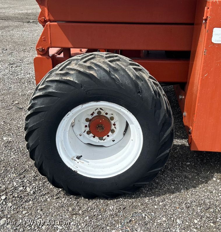 image for item EG1495 1997 Snorkel SRH-2584HD scissor lift