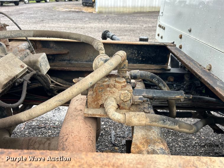 image for item EG1501 2015 Freightliner  Business Class M2 dump truck