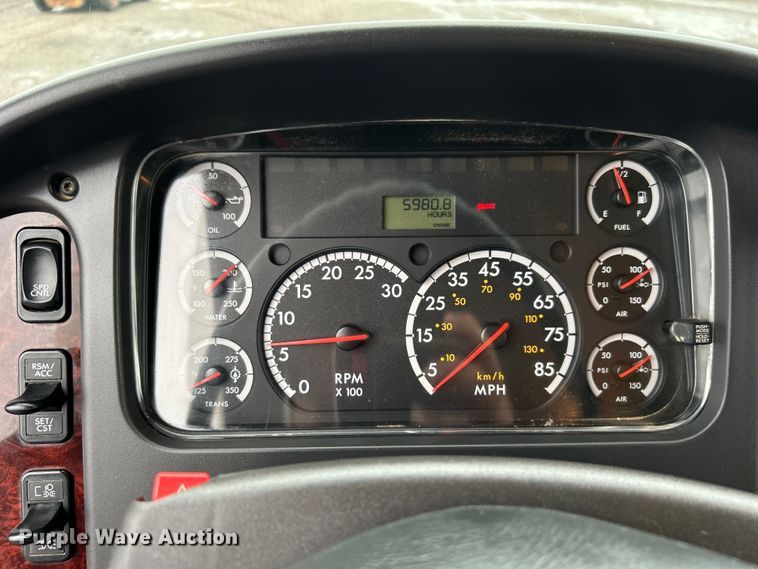 image for item EG1501 2015 Freightliner  Business Class M2 dump truck