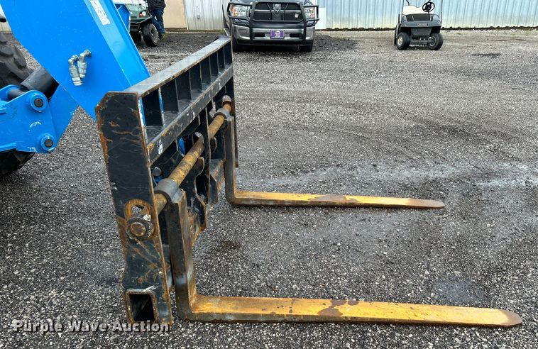 image for item EG1503 2018 Genie GTH-1056 telehandler