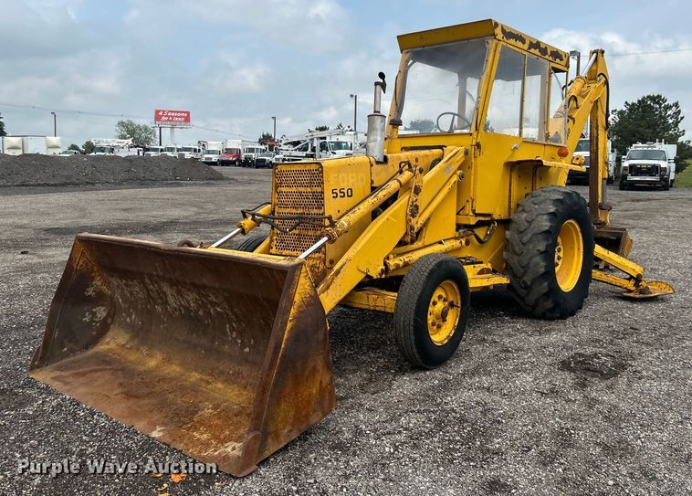 image for item EG1514 1975 Ford 550 backhoe