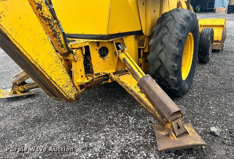 image for item EG1514 1975 Ford 550 backhoe