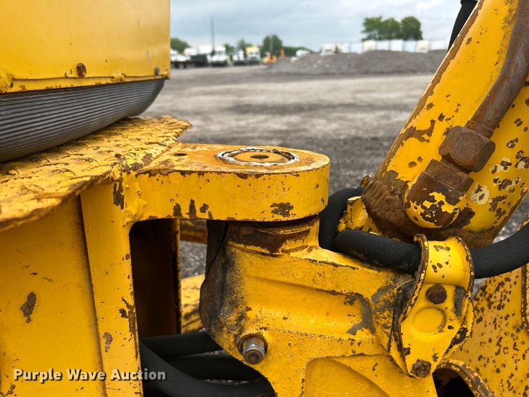 image for item EG1514 1975 Ford 550 backhoe