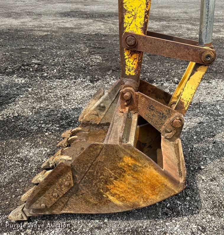 image for item EG1514 1975 Ford 550 backhoe