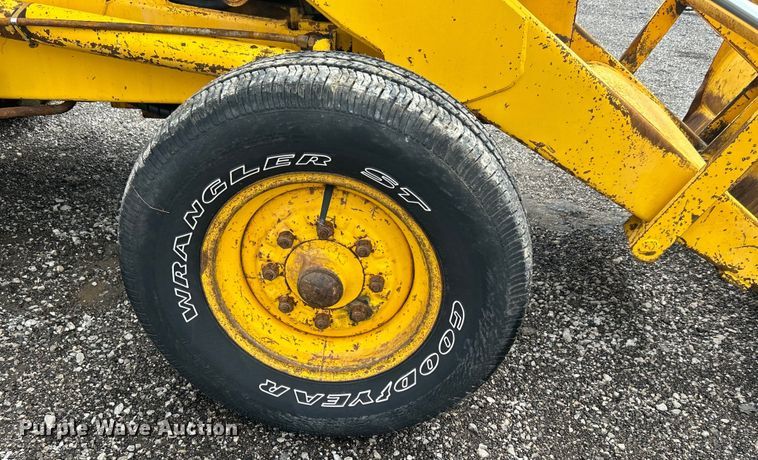 image for item EG1514 1975 Ford 550 backhoe