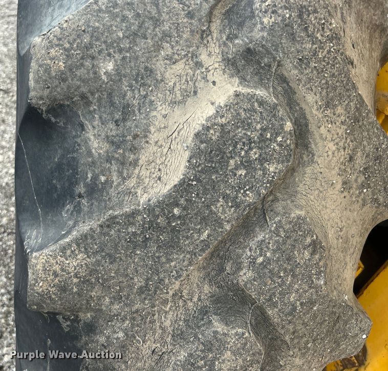 image for item EG1514 1975 Ford 550 backhoe