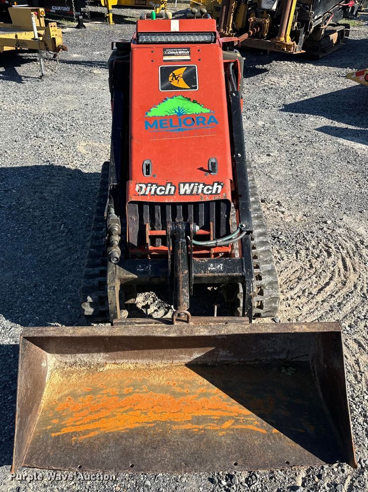 image for item EH3867 2020 Ditch Witch SK1050 compact utility loader