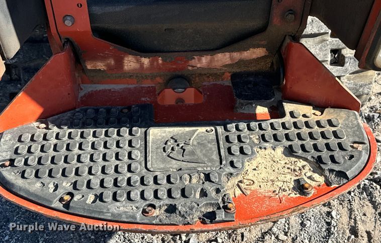 image for item EH3867 2020 Ditch Witch SK1050 compact utility loader