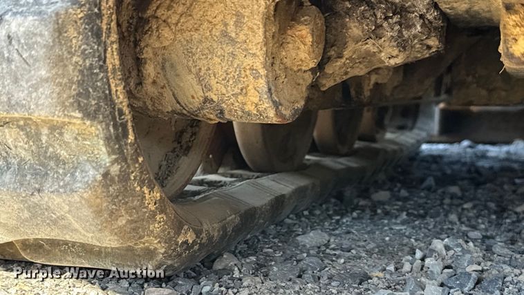 image for item EH3867 2020 Ditch Witch SK1050 compact utility loader