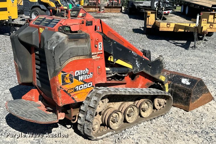 image for item EH3868 2017 Ditch Witch Sk1050 compact utility loader