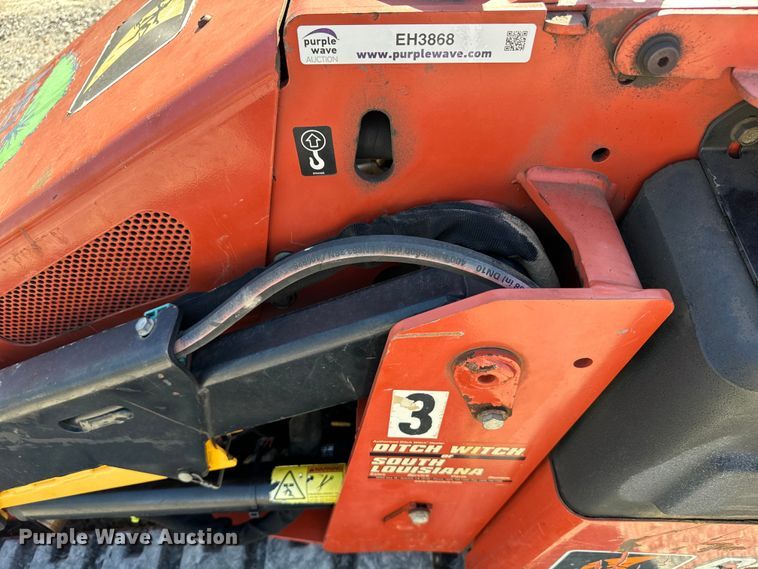 image for item EH3868 2017 Ditch Witch Sk1050 compact utility loader