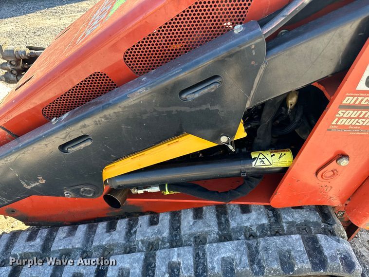 image for item EH3868 2017 Ditch Witch Sk1050 compact utility loader