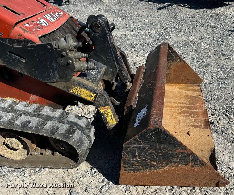 image for item EH3868 2017 Ditch Witch Sk1050 compact utility loader