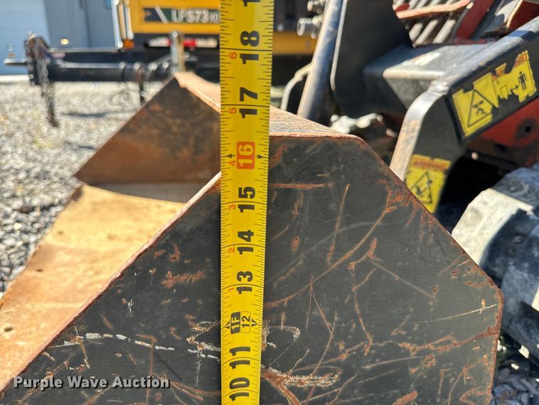 image for item EH3868 2017 Ditch Witch Sk1050 compact utility loader