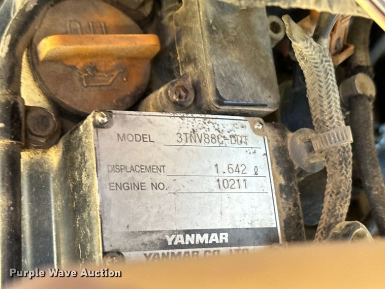 image for item EH3868 2017 Ditch Witch Sk1050 compact utility loader