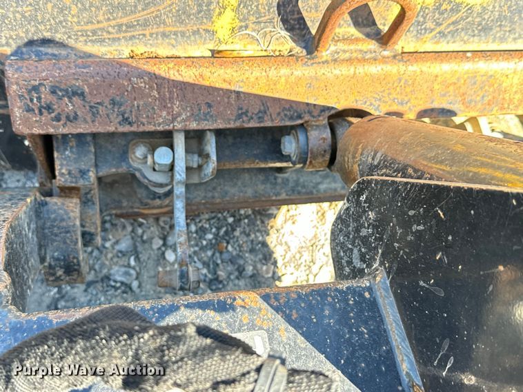 image for item EH3869 2019 Ditch Witch  SK1050 compact utility loader