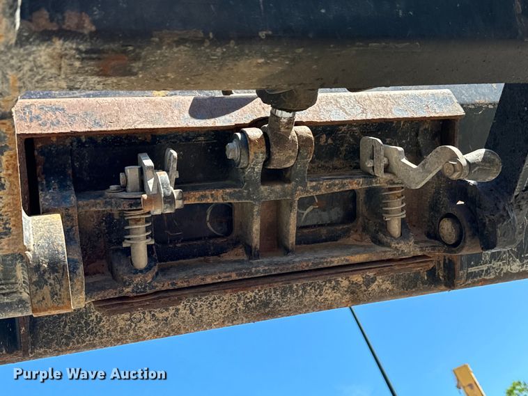 image for item EH3869 2019 Ditch Witch  SK1050 compact utility loader