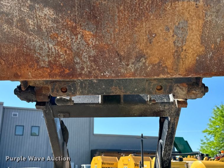 image for item EH3869 2019 Ditch Witch  SK1050 compact utility loader