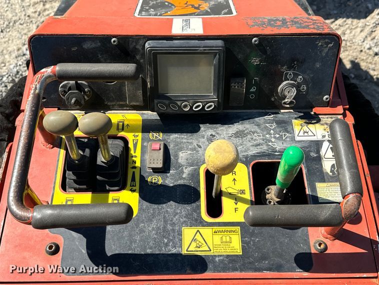 image for item EH3869 2019 Ditch Witch  SK1050 compact utility loader