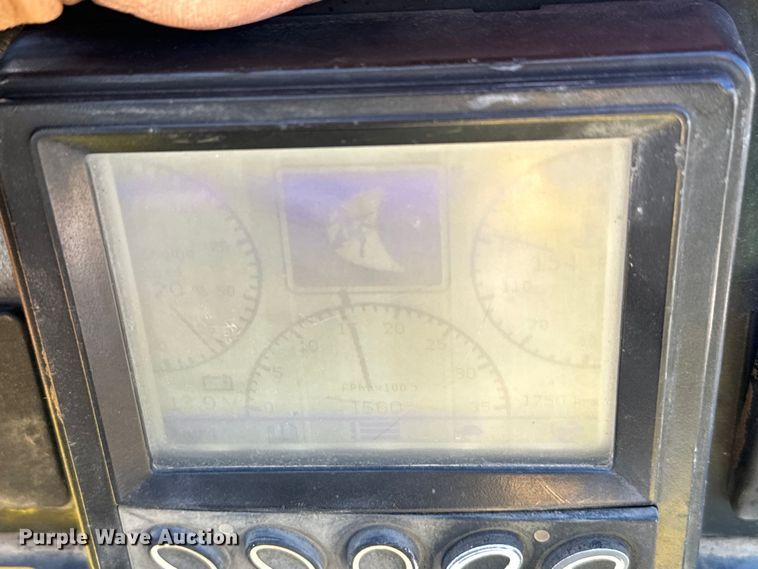 image for item EH3869 2019 Ditch Witch  SK1050 compact utility loader