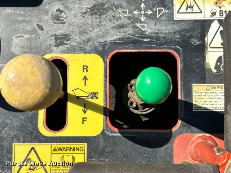 image for item EH3869 2019 Ditch Witch  SK1050 compact utility loader