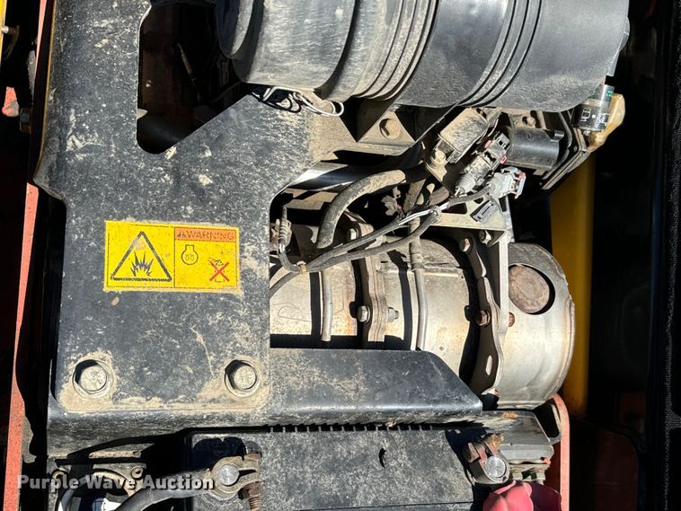 image for item EH3869 2019 Ditch Witch  SK1050 compact utility loader