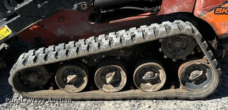 image for item EH3869 2019 Ditch Witch  SK1050 compact utility loader