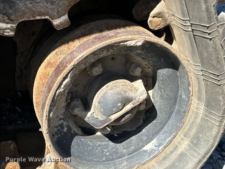 image for item EH3869 2019 Ditch Witch  SK1050 compact utility loader