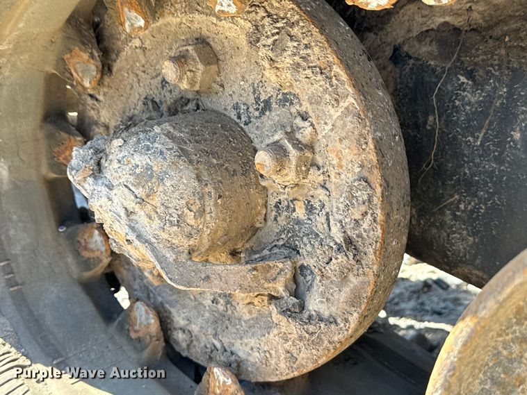 image for item EH3869 2019 Ditch Witch  SK1050 compact utility loader