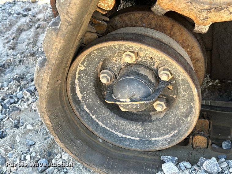 image for item EH3869 2019 Ditch Witch  SK1050 compact utility loader