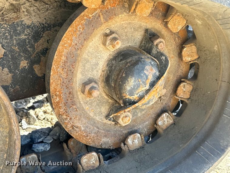 image for item EH3869 2019 Ditch Witch  SK1050 compact utility loader