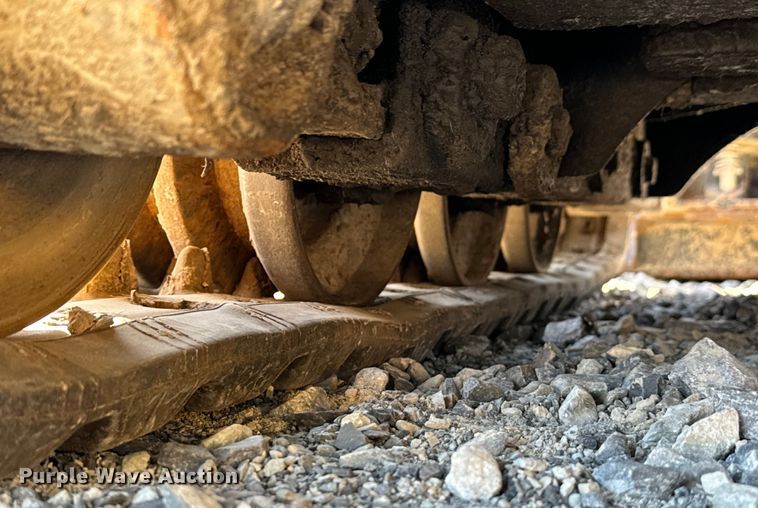 image for item EH3869 2019 Ditch Witch  SK1050 compact utility loader