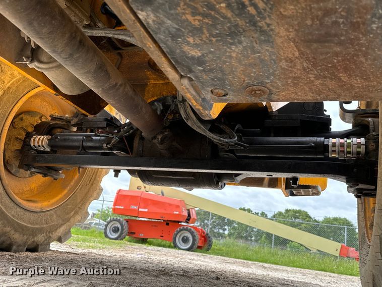 image for item EH3871 2016 JCB 510-56 telehandler