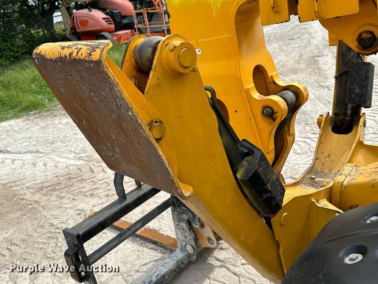 image for item EH3871 2016 JCB 510-56 telehandler