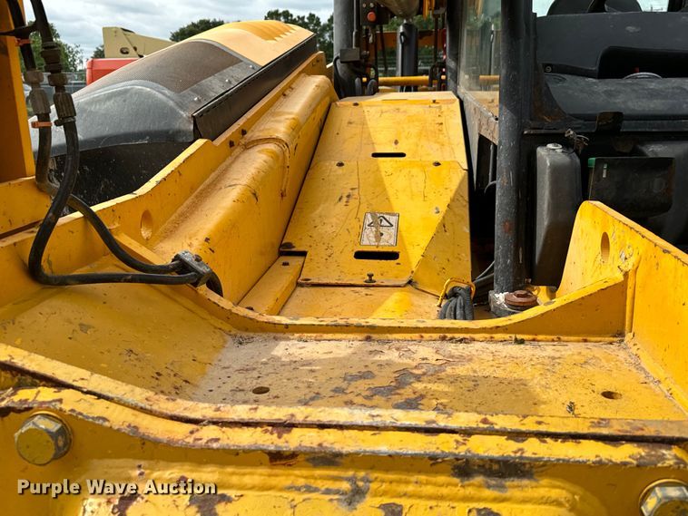 image for item EH3871 2016 JCB 510-56 telehandler