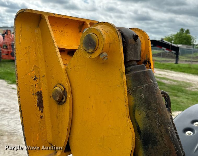 image for item EH3871 2016 JCB 510-56 telehandler