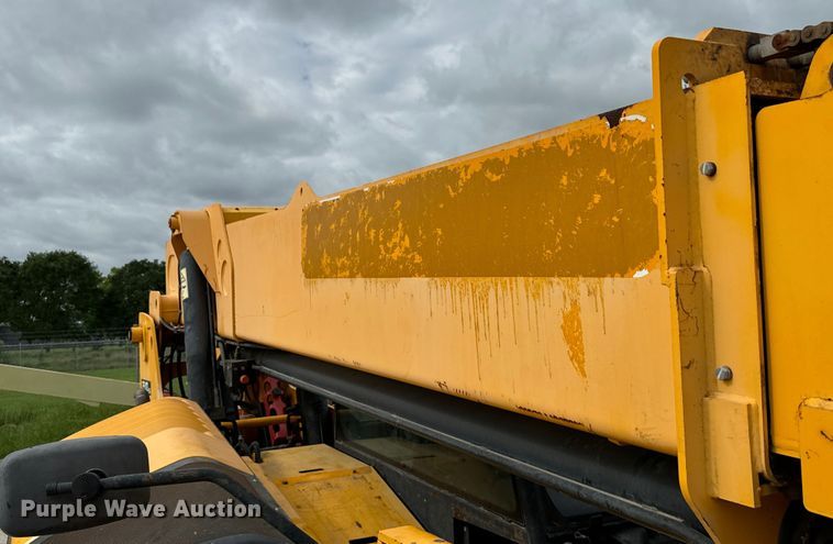 image for item EH3871 2016 JCB 510-56 telehandler