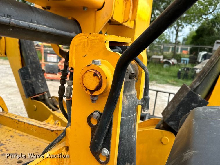 image for item EH3871 2016 JCB 510-56 telehandler