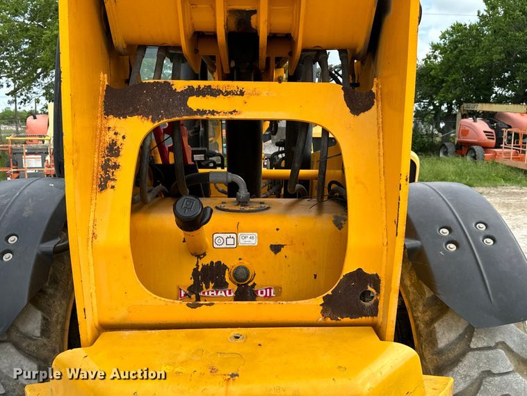 image for item EH3871 2016 JCB 510-56 telehandler