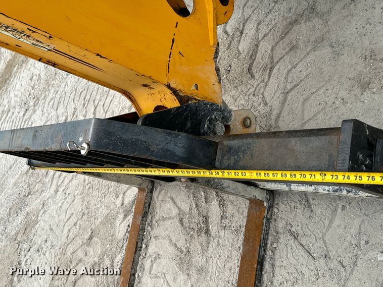 image for item EH3871 2016 JCB 510-56 telehandler