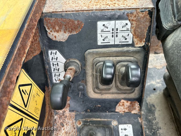 image for item EH3871 2016 JCB 510-56 telehandler